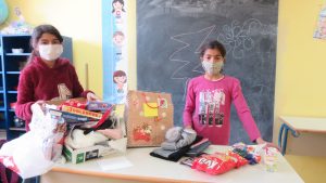 IMG_8458 Donacija Zaklade „Hrvatska za djecu“ - korisnice s poklonima