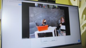 Online pričaonica u suradnji s knjižnicom i čitaonicom "Fran Galović"- zaslon računala