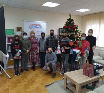 Darivanje dječjih gradskih vijećnika - zajednička fotografija