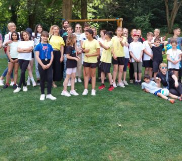 Sportski susreti atletika - naslovna zajednička fotografija