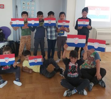 Obilježavanje Dana državnosti RH -korisnici s državnom zastavom