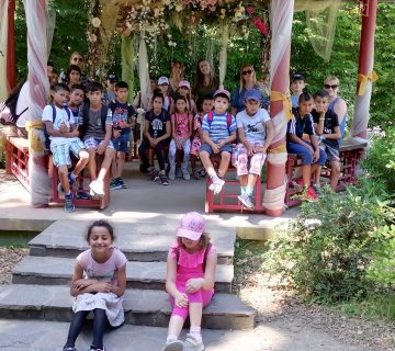 Izlet u Zagreb - posjet ZOO- naslovna grupna fotografija