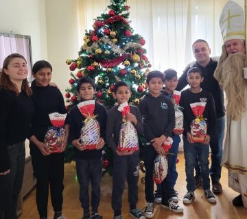 Sveti Nikola posjetio korisnike Svitanja