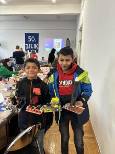 Korisnici Svitanja na 50. Zimskoj likovnoj koloniji u Karlovcu Korisnici Svitanja na 50. Zimskoj likovnoj koloniji u Karlovcu