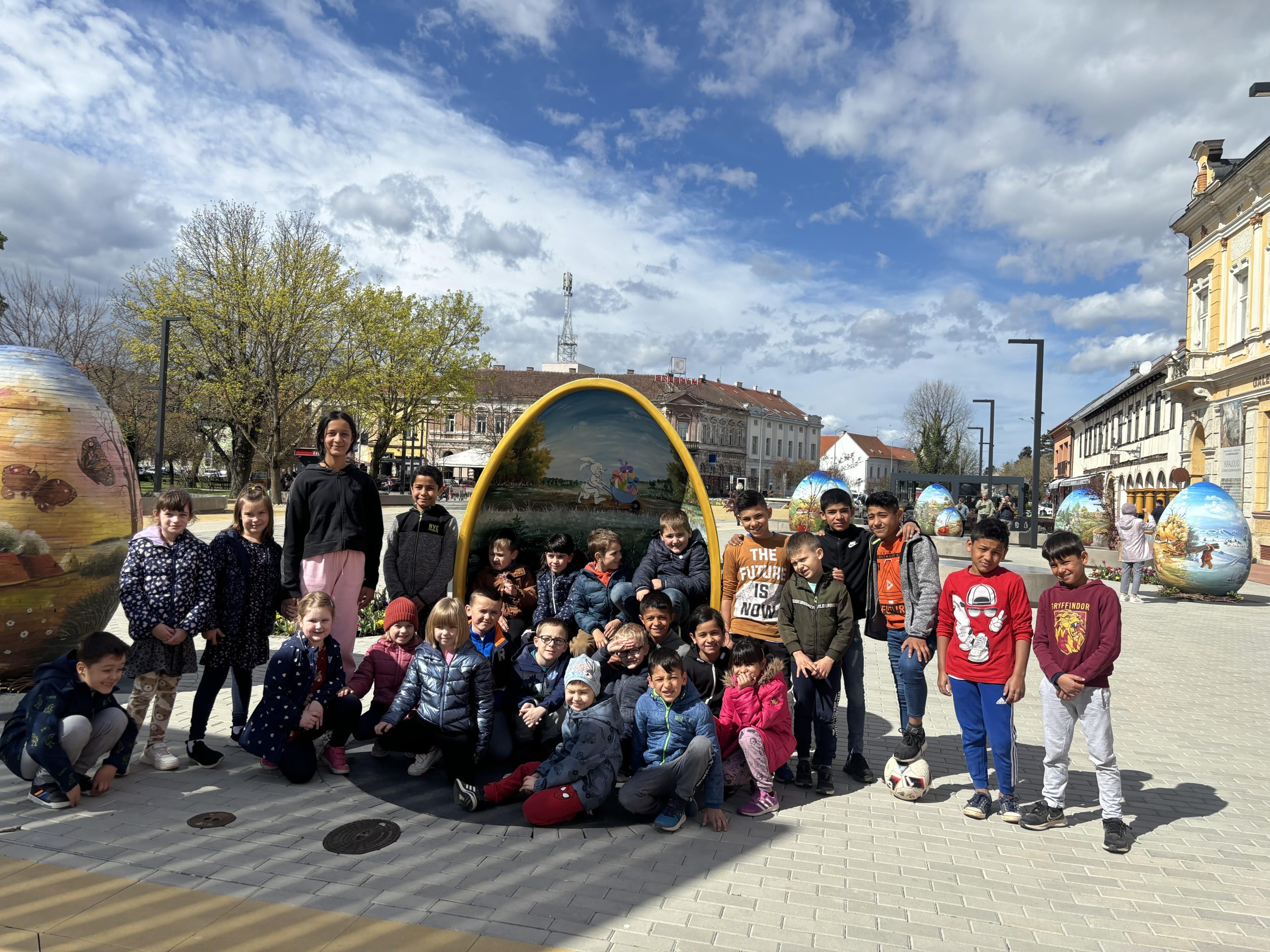 Korisnici poludnevnog boravka u šetnji Koprivnicom