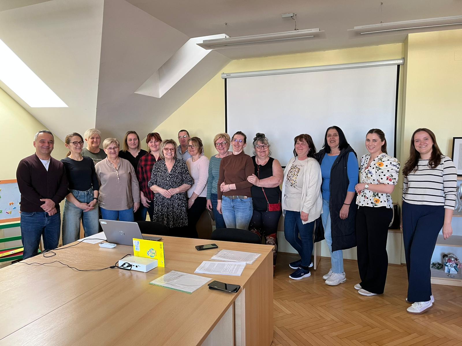 Edukacije za udomitelje u Svitanju 1